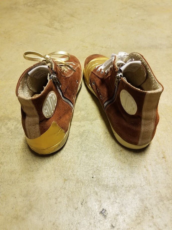Archival Photography GOLDEN GOOSE - Angle 3